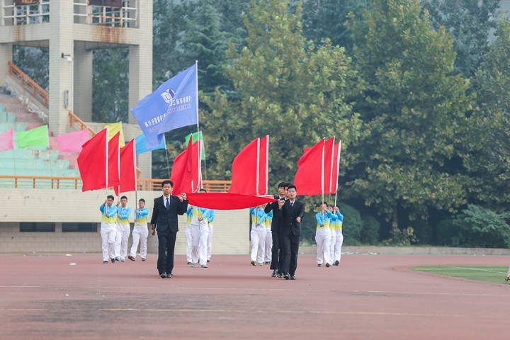 超越——集團(tuán)第八屆職工運(yùn)動(dòng)會(huì)風(fēng)采掠影