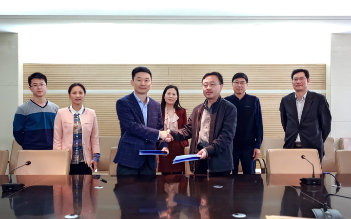 集團(tuán)與德州市公路勘察設(shè)計(jì)院簽訂戰(zhàn)略合作協(xié)議