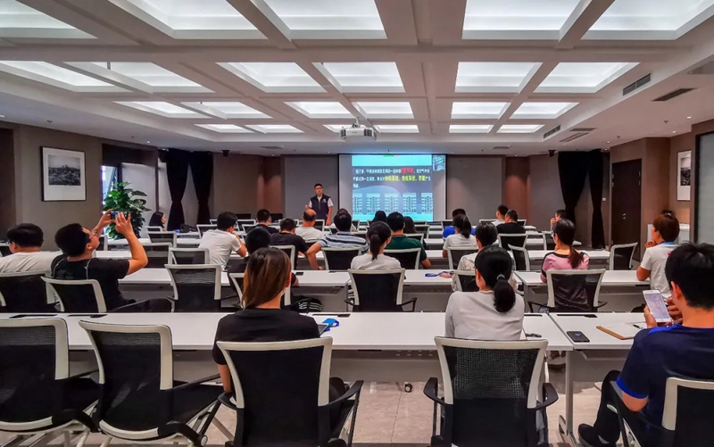 集團(tuán)開展職業(yè)健康安全講座