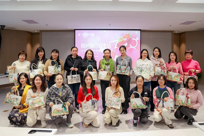 女神節(jié) | 用色彩點(diǎn)亮生活